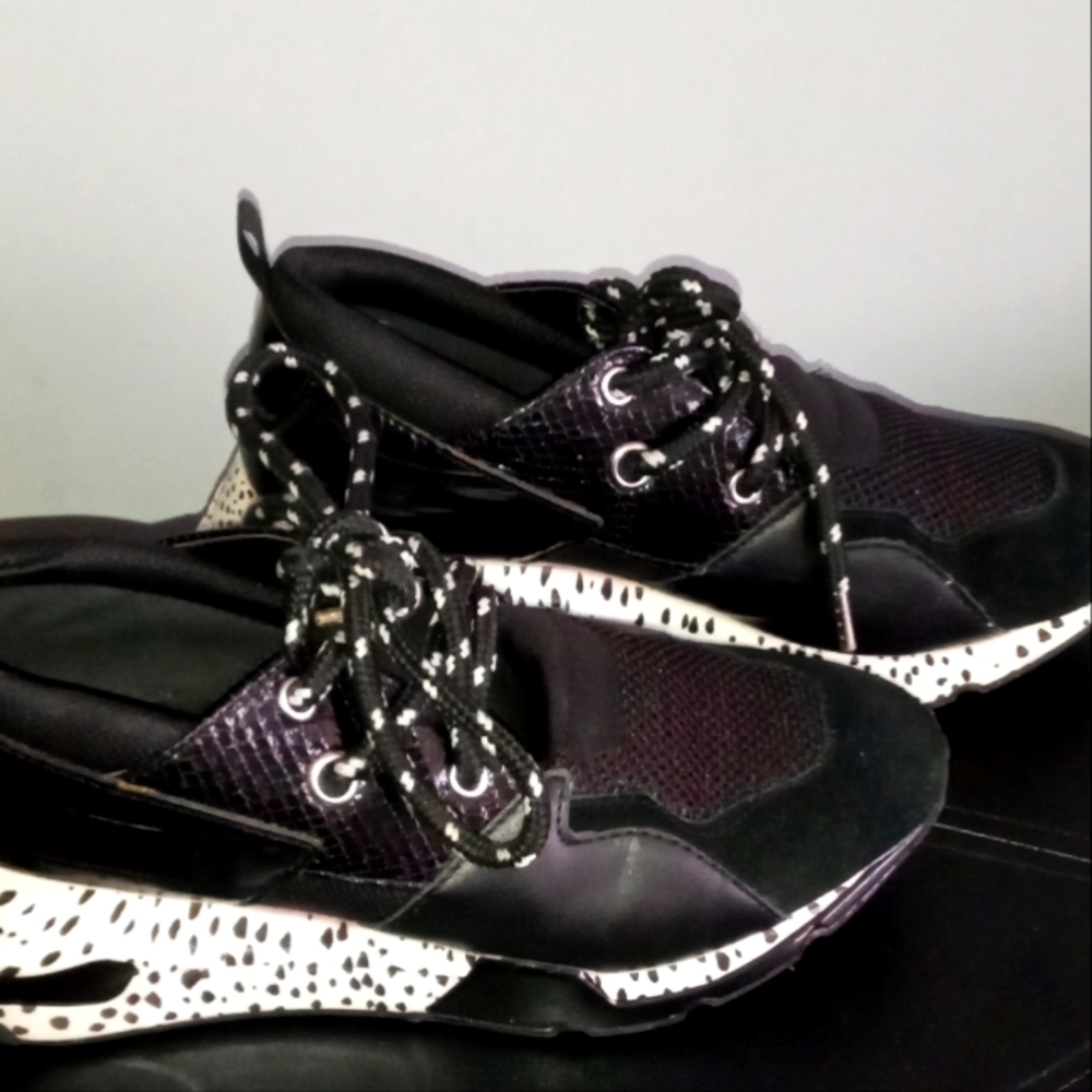 Steve Madden Fashion Sneakers